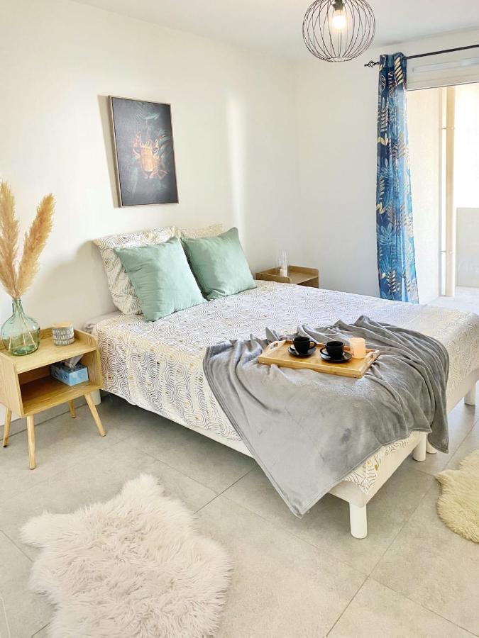 Luxurious Flat At 5 Min By Walk To Monaco, Free Parking And Sea View Apartman Beausoleil Kültér fotó