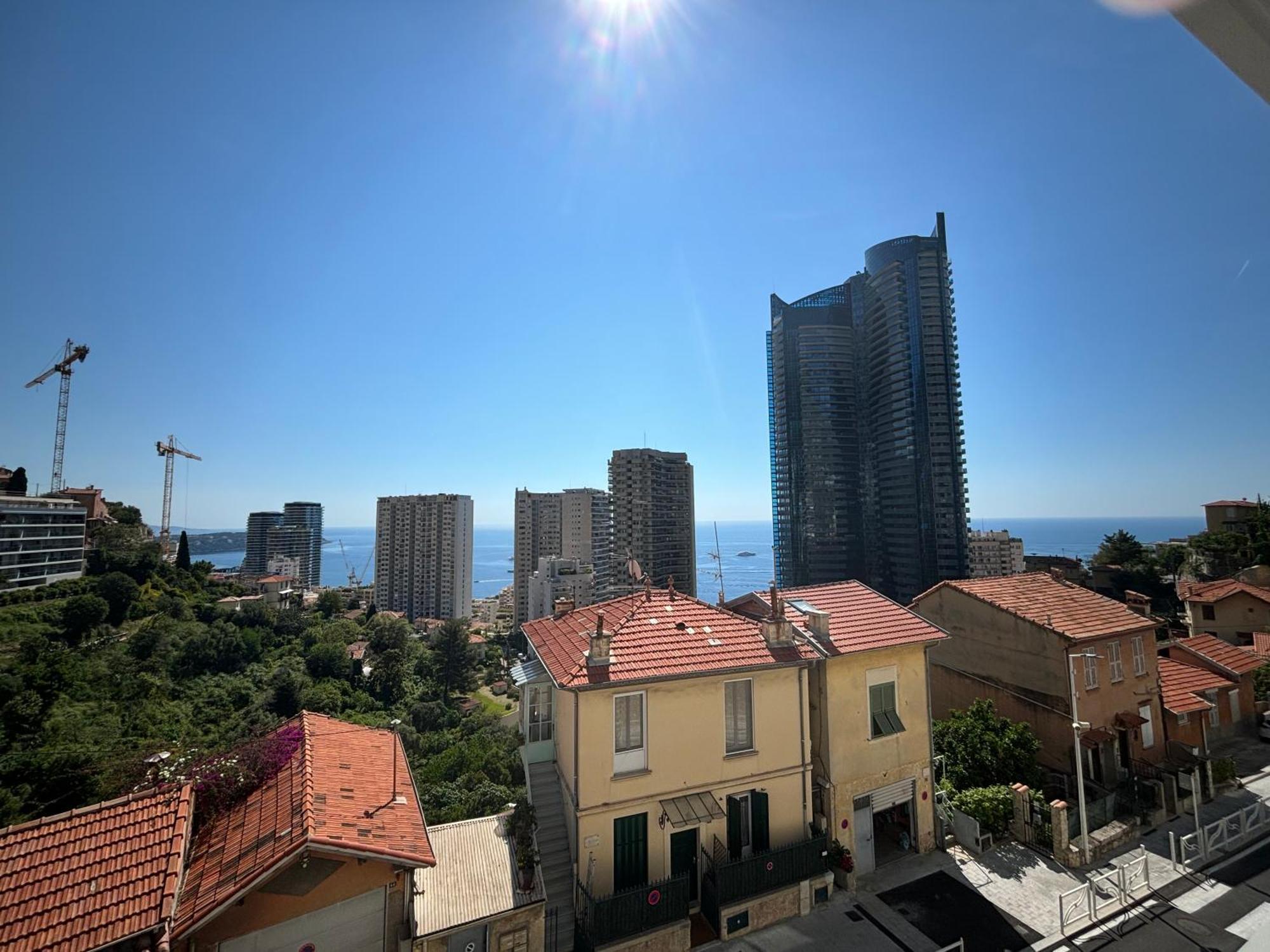 Luxurious Flat At 5 Min By Walk To Monaco, Free Parking And Sea View Apartman Beausoleil Kültér fotó